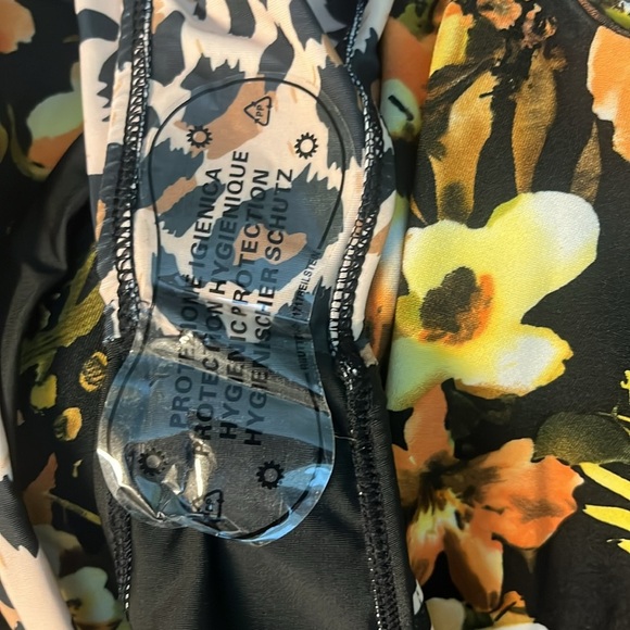 NWOT Leopard Print and Black Women's Swimwear Size XL - Picture 10 of 10
